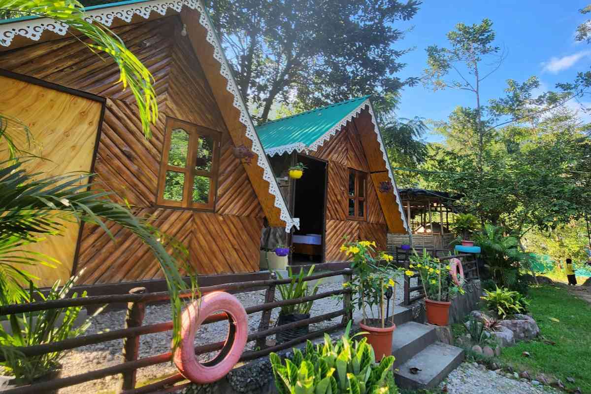 Manidhara Homestay - Bijanbari (Darjeeling)