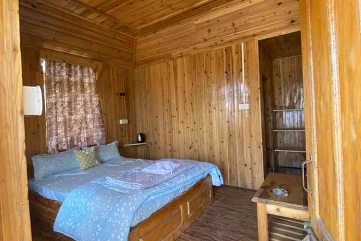 White Pine Retreat - Charkhole