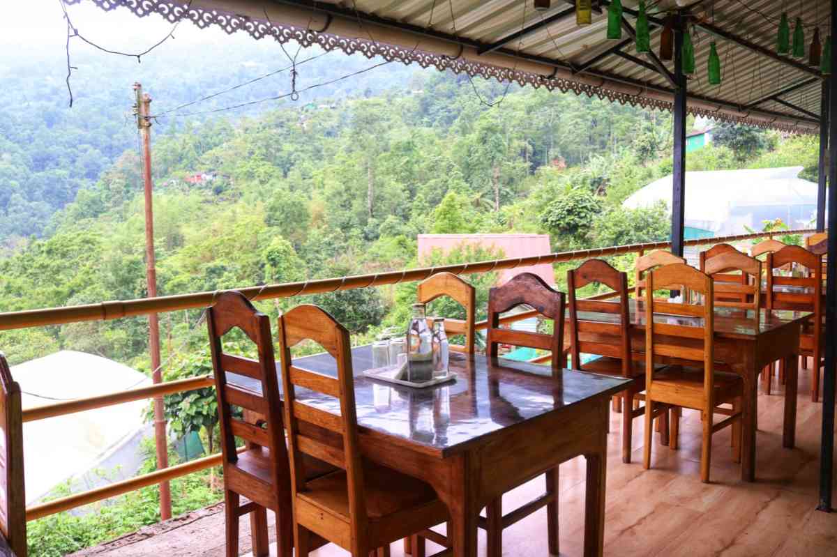 Pujan Homestay - Sittong