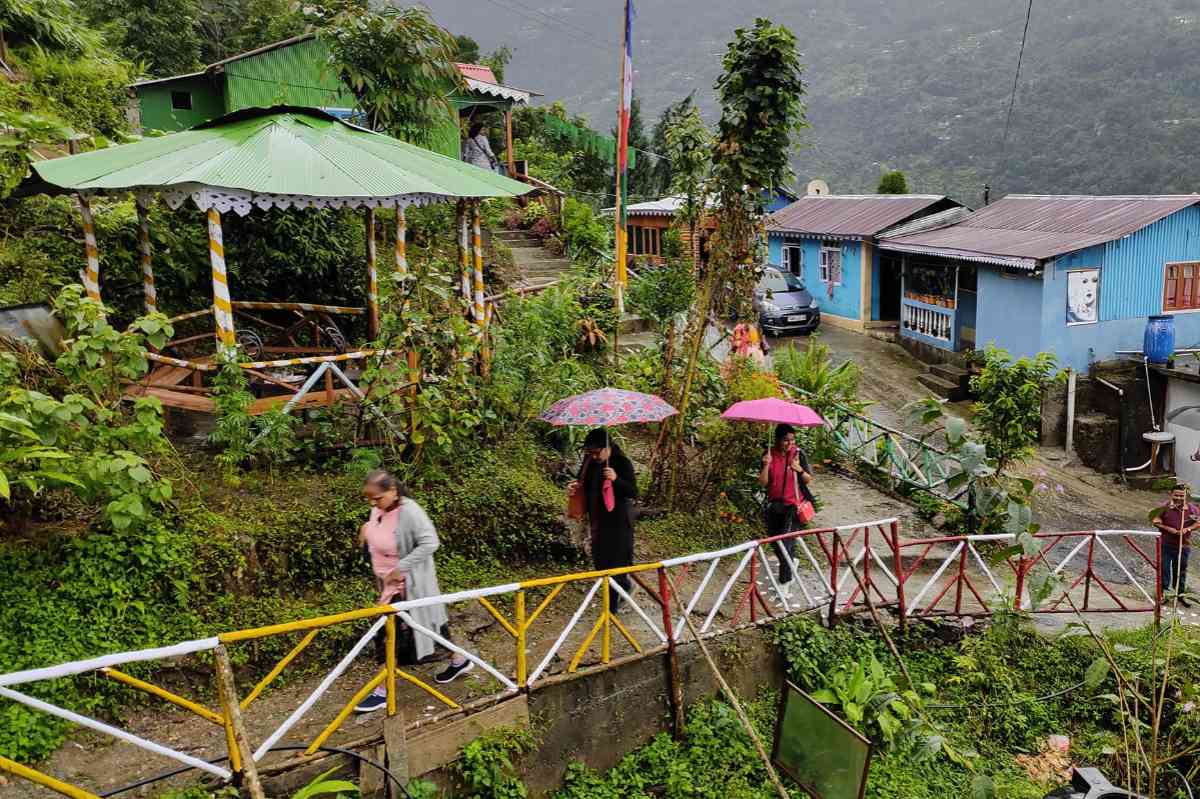 Dinika Homestay - Sittong